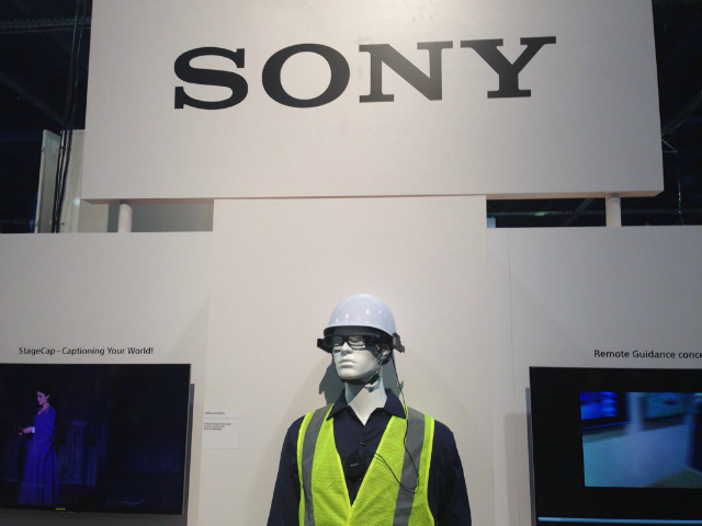 Sony's SmartEyeglass at CES 2016